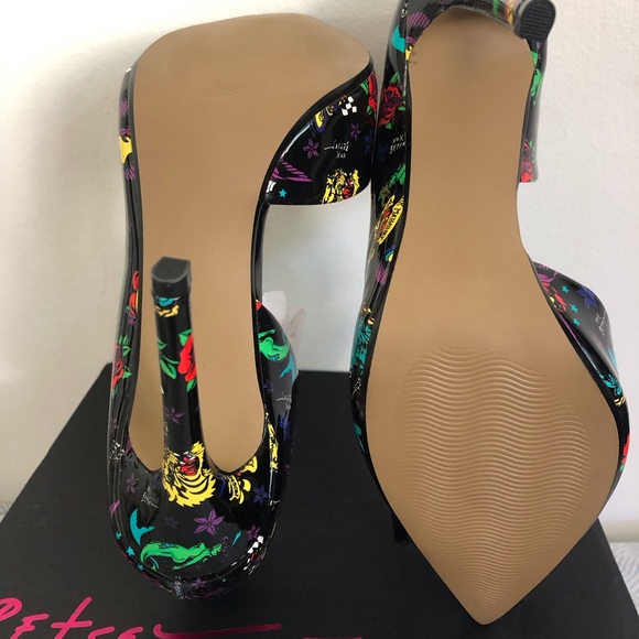 Betsey Johnson 80th Birthday Prince Tattoo Heels Size 8 - Picture 6 of 7